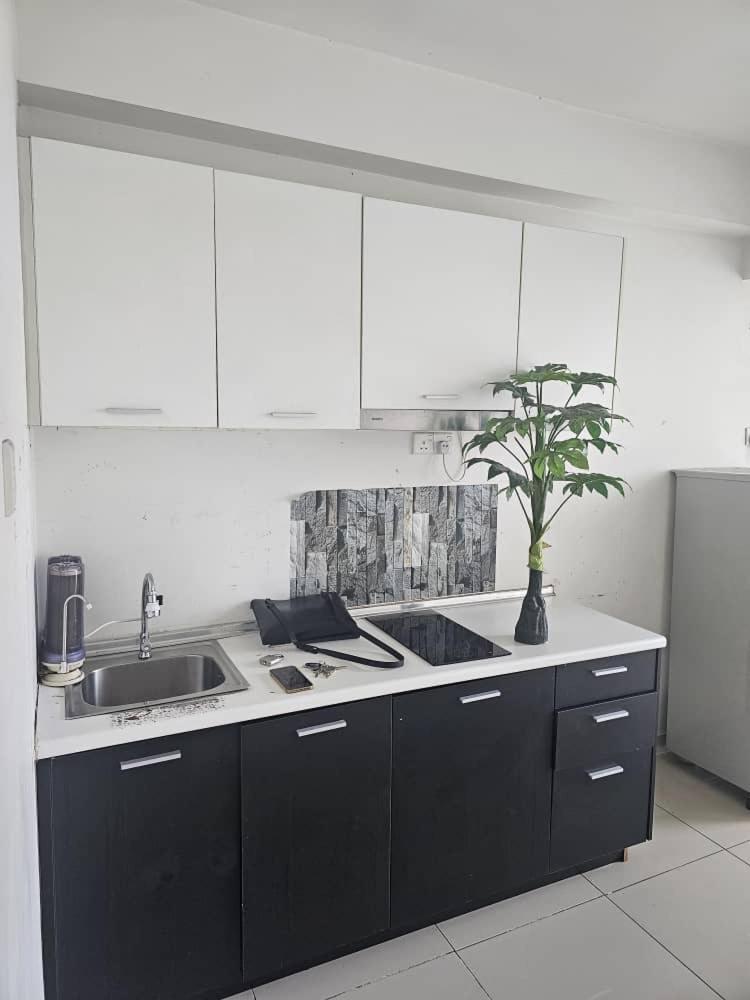 The Scott Garden Apartment *